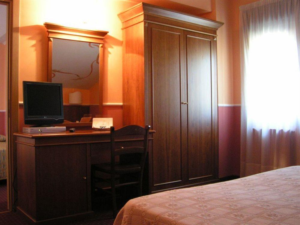 Marchesina Resort Srls Teggiano Exterior photo